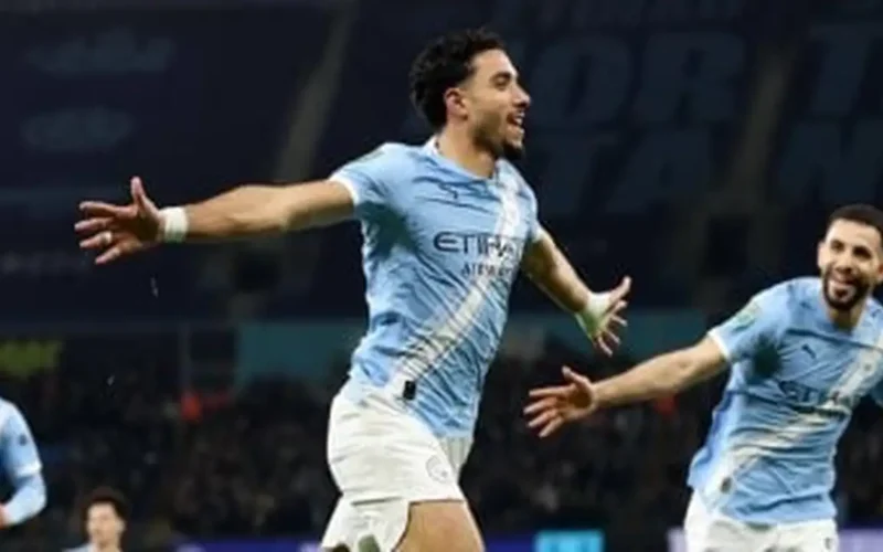 صفقة مرموش المنتظرة.. مبيعات قمصان مانشستر سيتي في نيوجيرسي تحقق أرقامًا ضخمة